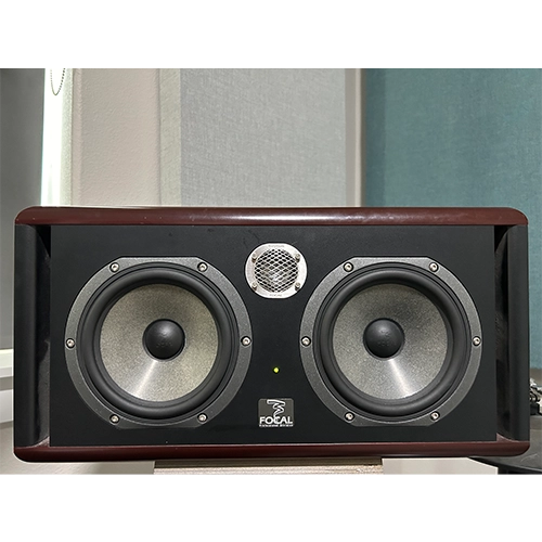 Image of a Focal Twin6 Be studio monitor